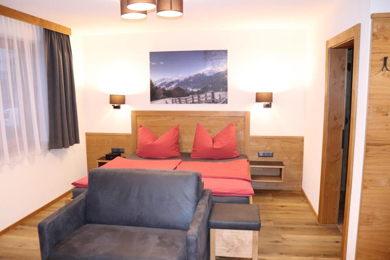 Haus Alpenflora Lejlighed Flirsch Eksteriør billede
